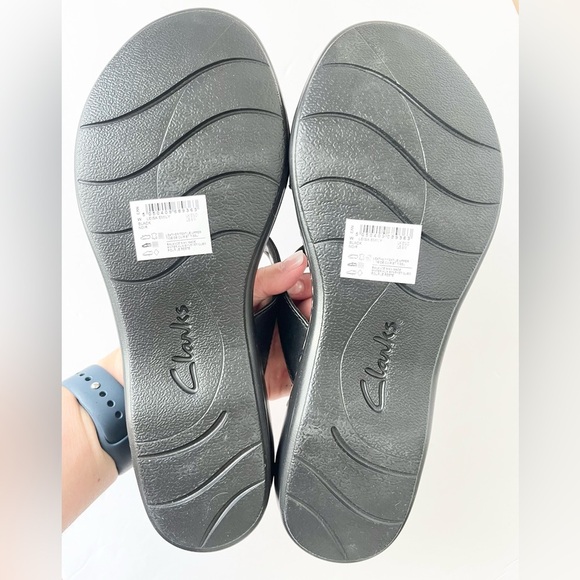 NEW Clarks Leisa Emily leather slip on sandals black 9 - Picture 3 of 12